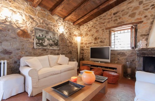 Sant'Ambrogio Villa | Villa ∙ 5 bedrooms ∙ 10 guests