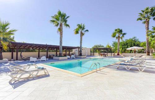 Scicli Villa | Villa Angelica by Villa Plus