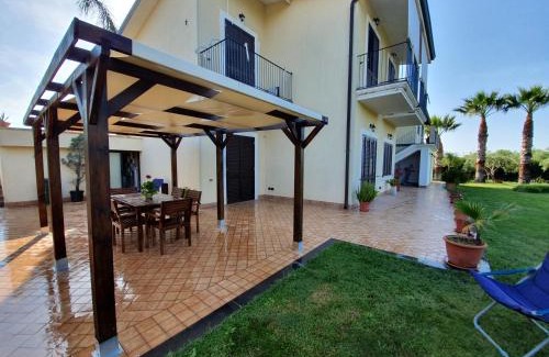 Melilli Apartment | Villa Antonella