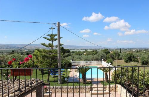 Chiaramonte Gulfi Villa | Villa Clara