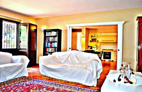 Viagrande Villa | Villa Elegante a Viagrande in Sicilia vicina al Mare e Monte Etna