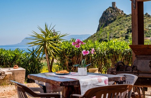 Scopello Apartment | Villa Elena 2 Km from the Natural Reserve of Zingaro