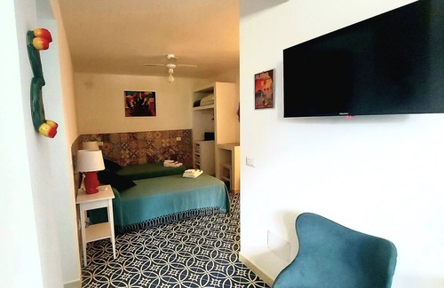 Capo Zafferano Bed & Breakfast | Villa Flavia Holidays Room "Cactus" 50 m from the sea