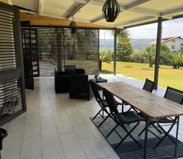 Carlentini Villa | Villa Green garden