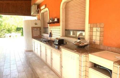 Santa Maria del Focallo House | Villa Lucia con piscina