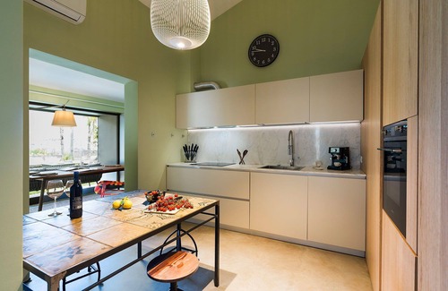 Noto Villa | Villa Monica - My Rental Homes