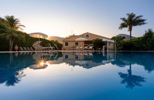 Partanna Apartment | Villa Olimpia by DomuSicily