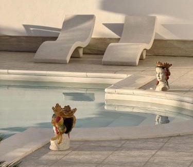 Floridia Villa | Villa Ramadia