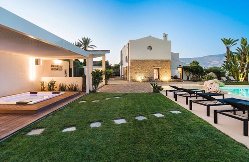 Buseto Palizzolo Villa | Villa Rega - Private villa with pool in Sicily