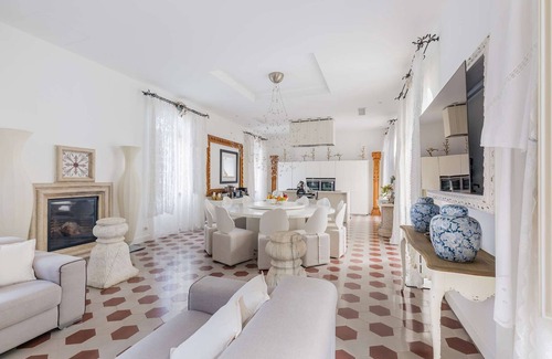 Taormina City Centre Villa | Villa Theater in Taormina, charme with private pool just in front Isola Bella