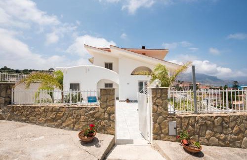 Alcamo Marina Apartment | Villa Trinacria Apartments
