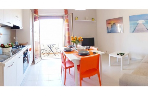 Marina di Ragusa Apartment | Villa Venere is just few minutes from Piazza Malta