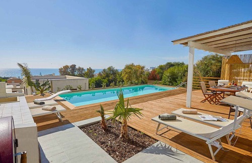 Castelvetrano Villa | Villa with Pool 300 meters from the sea