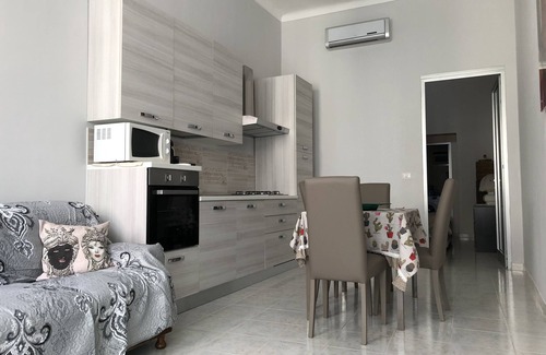 Floridia House | Vrbo Property