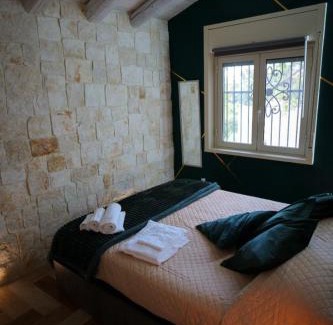 Ravanusa Bed & Breakfast | White House R&B