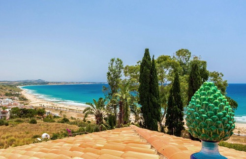 Porto Palo House | Wonderful private villa for 6 guests with WIFI, A/C, TV and terrace