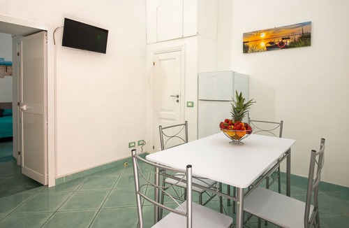 Ischia Porto Apartment | 1 Bedroom Apartment in Ischia