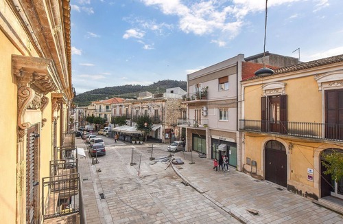Chiaramonte Gulfi Apartment | 1 bedroom cozy apartment in Chiaramonte Gulfi