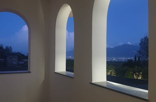 Trecase House | 1 Bedroom Private vacation home in Campania