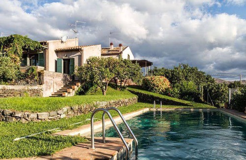 Fiumefreddo di Sicilia House | 100 m² House ∙ 2 bedrooms ∙ 4 guests
