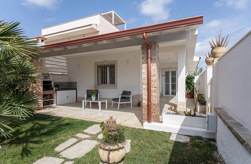 Santa Maria del Focallo Villa | 100 m² Villa ∙ 2 bedrooms ∙ 5 guests