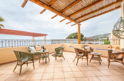 Lipari Historic Centre Apartment | 100 m² Apartment ∙ 1 bedroom ∙ 5 guests
