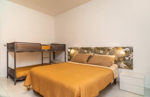 San Giorgio-Librino-San Giuseppe la Rena-Zia Lisa-Villaggio Sant'Agata Apartment | 100 m² Apartment ∙ 2 bedrooms ∙ 11 guests