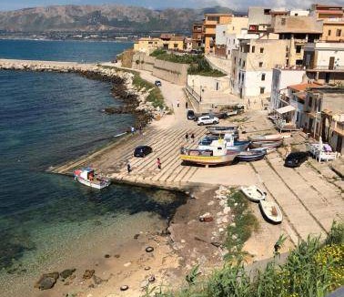 Trappeto Apartment | 100 m² Apartment ∙ 2 bedrooms ∙ 4 guests