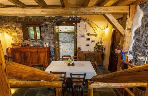 Linguaglossa Ski Chalet | 100 m² Chalet ∙ 1 bedroom ∙ 6 guests