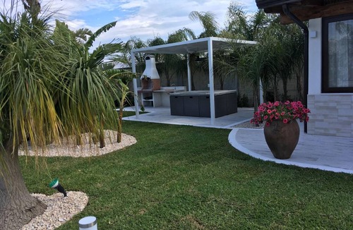 Calatabiano House | 100 m² House ∙ 2 bedrooms ∙ 6 guests