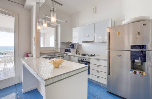 Trappeto House | 100 m² House ∙ 3 bedrooms ∙ 6 guests