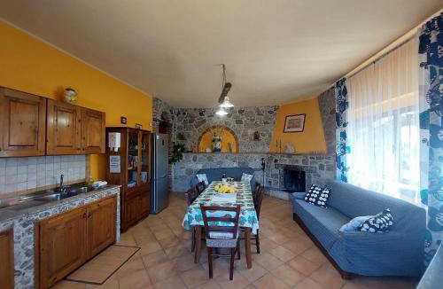 Gaggi House | 100 m² House ∙ 3 bedrooms ∙ 6 guests