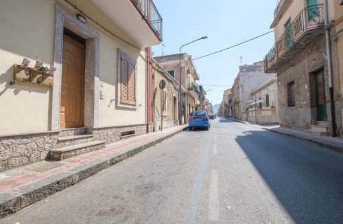 Santa Teresa di Riva House | 100 m² House ∙ 3 bedrooms ∙ 6 guests