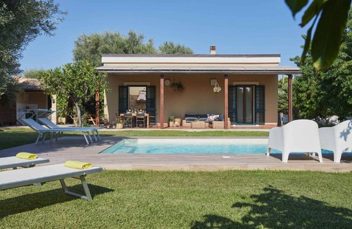 Noto Marina Villa | 100 m² Villa ∙ 3 bedrooms ∙ 8 guests