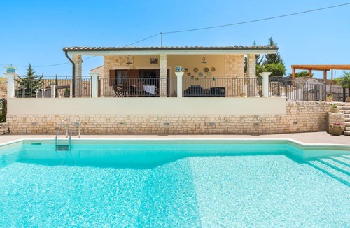 Montallegro Villa | 100 m² Villa ∙ 3 bedrooms ∙ 6 guests