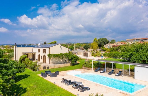 Scicli Villa | 100 m² Villa ∙ 5 bedrooms ∙ 12 guests