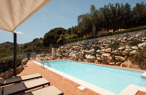 Scopello Villa | 106 m² Villa ∙ 3 bedrooms ∙ 8 guests
