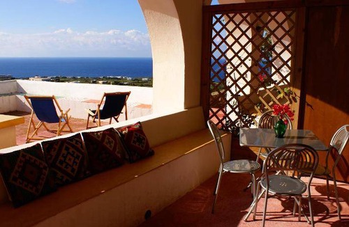 Pantelleria House | 108 m² House ∙ 3 bedrooms ∙ 127 guests