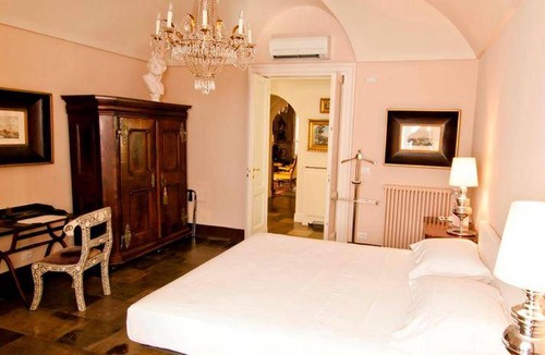 Old Town Bed & Breakfast | 110 m² Bed and breakfast ∙ 127 guests