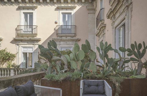 Old Town Bed & Breakfast | 110 m² Bed and breakfast ∙ 127 guests