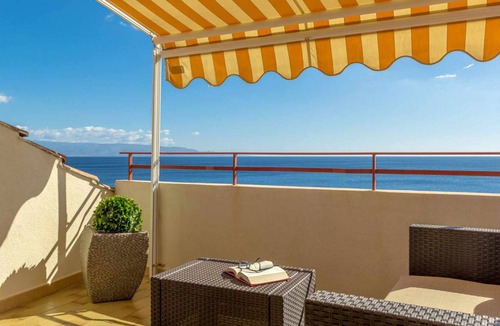 Nizza di Sicilia Apartment | 113 m² Apartment ∙ 2 bedrooms ∙ 5 guests