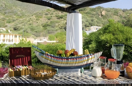 Panarea Bed & Breakfast | 115 m² Bed and breakfast ∙ 2 bedrooms ∙ 4 guests