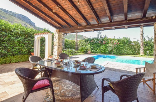 Torre Colonna-sperone House | 120 m² House ∙ 3 bedrooms ∙ 7 guests