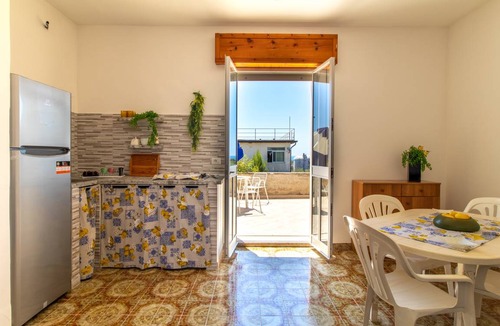 Santa Maria del Focallo Apartment | 120 m² Apartment ∙ 3 bedrooms ∙ 10 guests