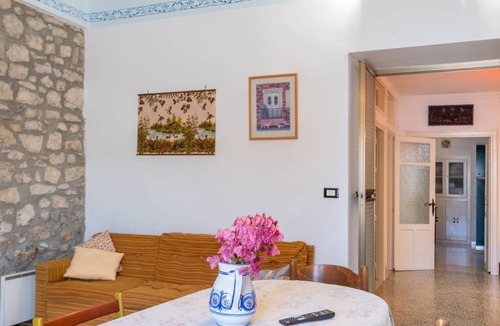 Prizzi Apartment | 120 m² Apartment ∙ 3 bedrooms ∙ 5 guests