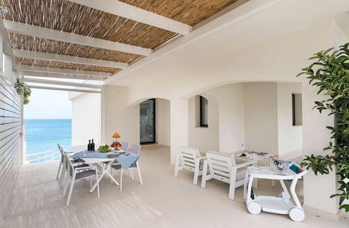 Noto Marina Villa | 120 m² Villa ∙ 3 bedrooms ∙ 6 guests