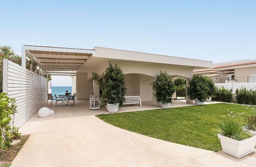Noto Marina Villa | 120 m² Villa ∙ 3 bedrooms ∙ 6 guests
