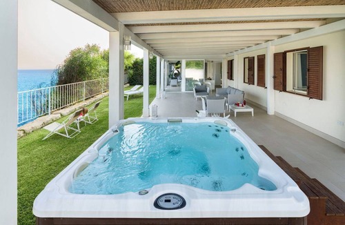 Noto Marina Villa | 120 m² Villa ∙ 3 bedrooms ∙ 6 guests