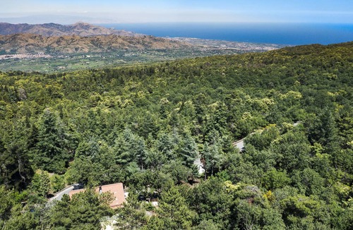 Linguaglossa Villa | 120 m² Villa ∙ 3 bedrooms ∙ 6 guests
