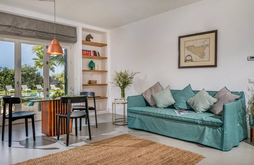 Campobello di Mazara Villa | 130 m² Villa ∙ 3 bedrooms ∙ 6 guests